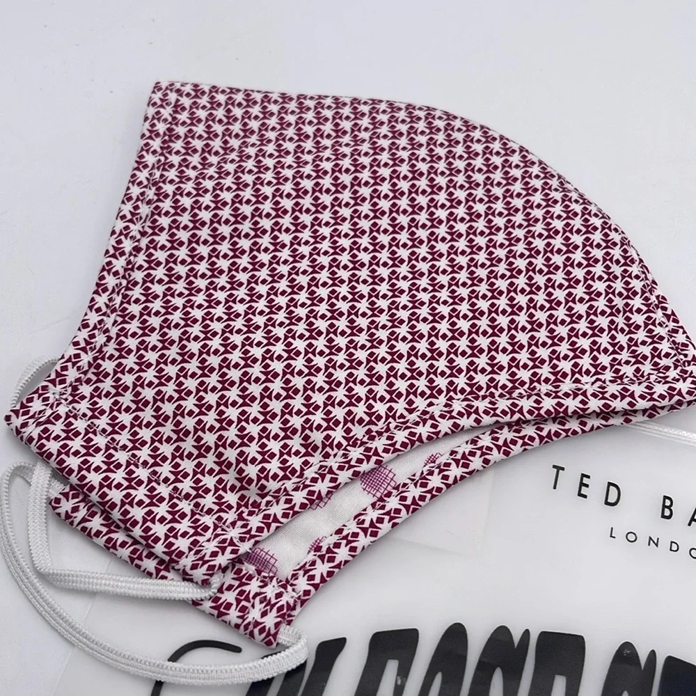 Red and White Patterned Face Mask TED BAKER LONDON Reversible Reusable
NWT - Picture 11 of 15